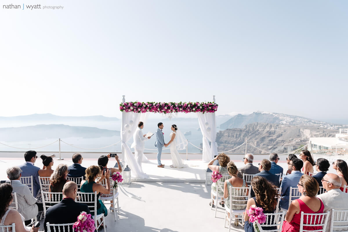 Happy Couples - Caldera View - Wedding Venue - Santorini Gem