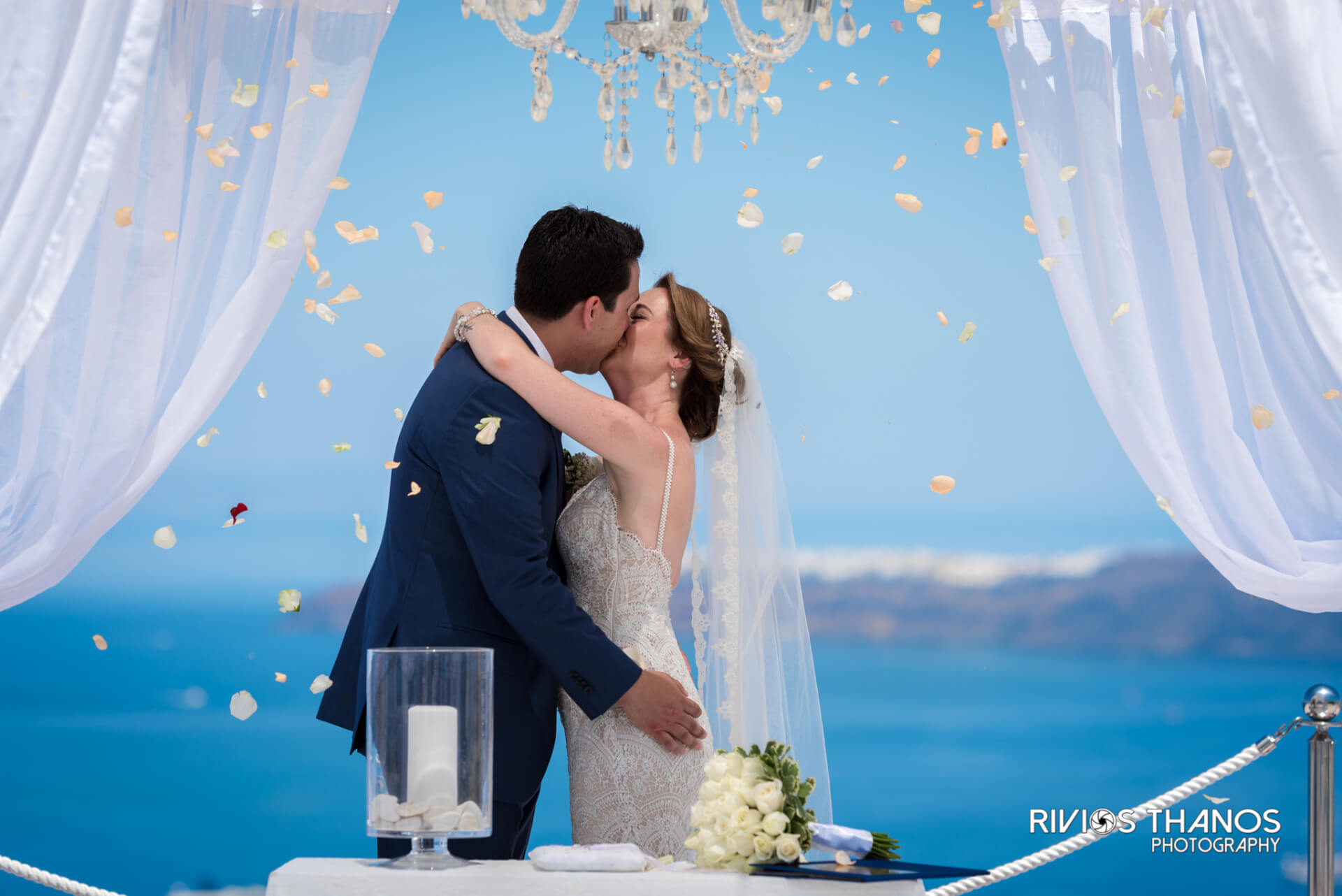 Happy Couple - Caldera - Wedding Venue - Santorini Gem